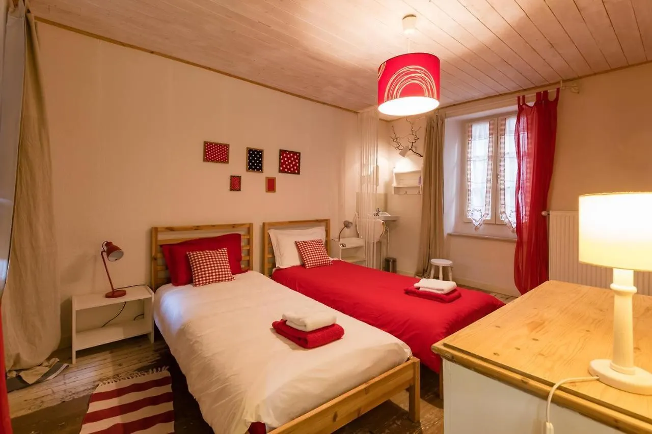 Cocon Familial - Gte De Charme Villa Die 0*,  France